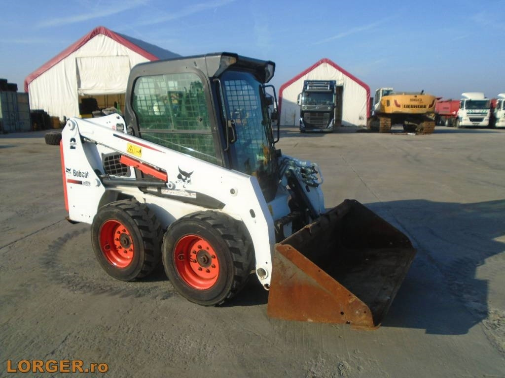 Bobcat S 450 - Kompaktiekrāvējs: foto 3 Bobcat S 450 - Kompaktiekrāvējs: foto 3