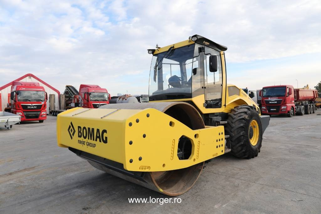 Bomag BW 219 D H-5 - Vibrorullis: foto 1 Bomag BW 219 D H-5 - Vibrorullis: foto 1