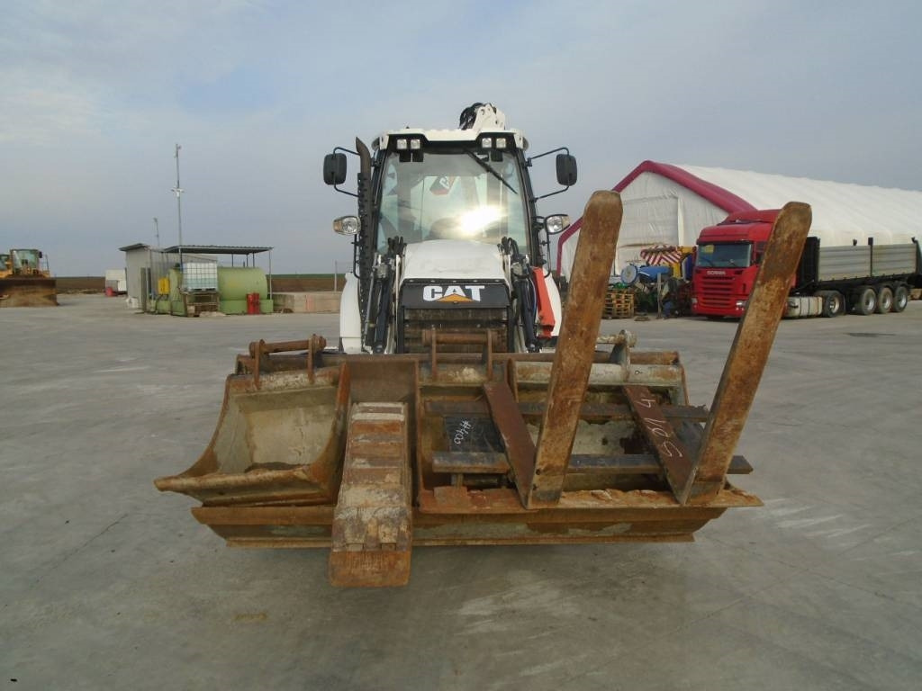CAT 432F + 5 Cupe + Furci pentru paleti - Ekskavators-iekrāvējs: foto 5 CAT 432F + 5 Cupe + Furci pentru paleti - Ekskavators-iekrāvējs: foto 5