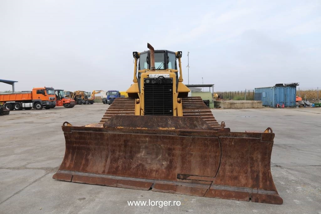 CAT D 6 N  - Buldozers: foto 3 CAT D 6 N  - Buldozers: foto 3