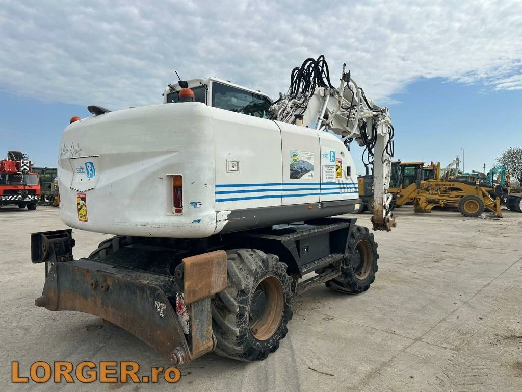 Hitachi ZX 140 W-3 - Riteņu ekskavators: foto 3 Hitachi ZX 140 W-3 - Riteņu ekskavators: foto 3