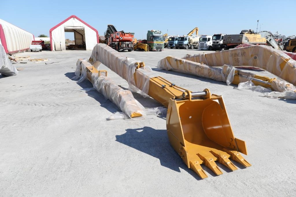 LIEBHERR, CAT, VOLVO, HITACHI - Strēle - Celtniecības tehnika: foto 5 LIEBHERR, CAT, VOLVO, HITACHI - Strēle - Celtniecības tehnika: foto 5