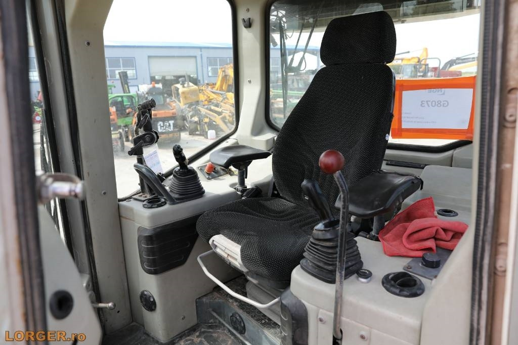 Buldozers Liebherr PR 724 LGP: foto 14
