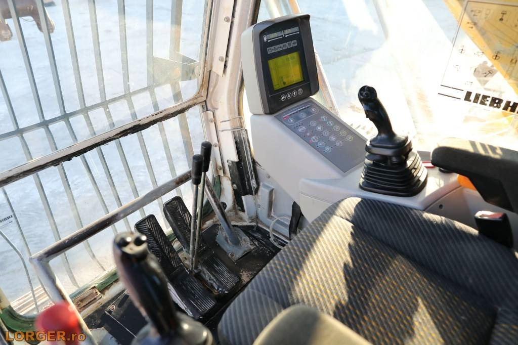 Liebherr R 954 B HD  līzingu Liebherr R 954 B HD: foto 12