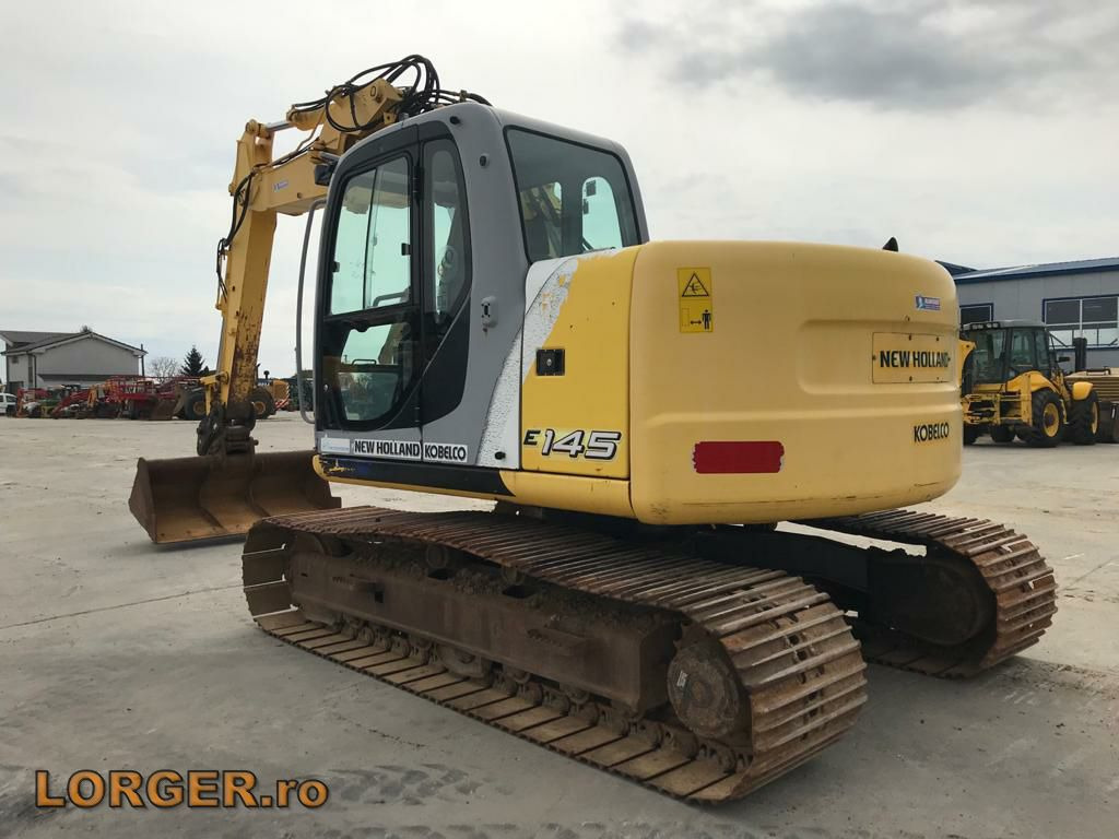 New Holland E 145 - Kāpurķēžu ekskavators: foto 4 New Holland E 145 - Kāpurķēžu ekskavators: foto 4