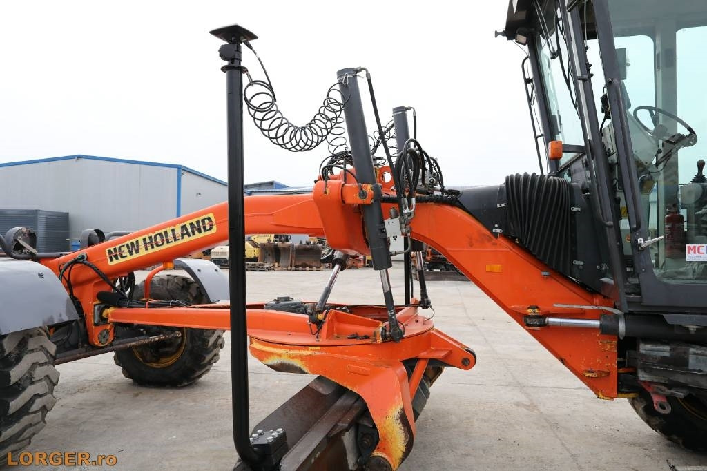 New Holland F 156.6 A with 3D GPS System - Greiders: foto 5 New Holland F 156.6 A with 3D GPS System - Greiders: foto 5
