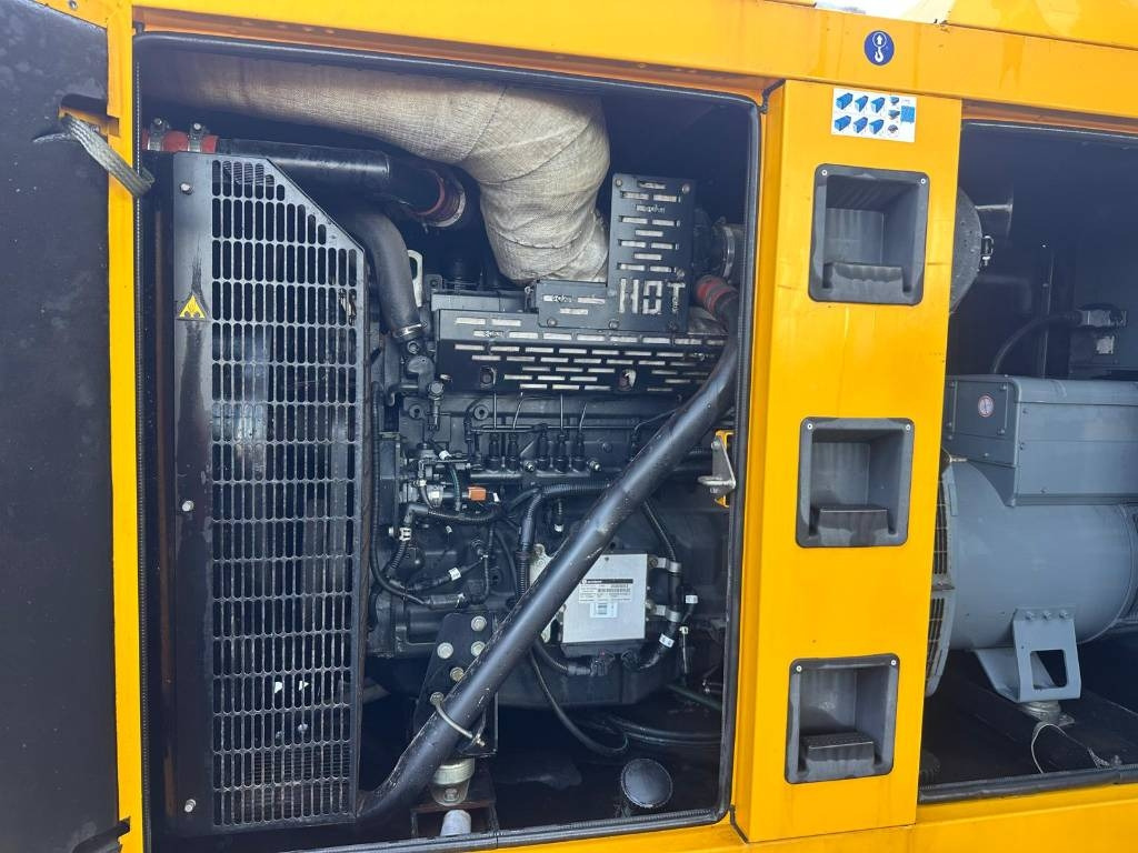 Sdmo R165 C3 - Elektroģenerators: foto 5 Sdmo R165 C3 - Elektroģenerators: foto 5