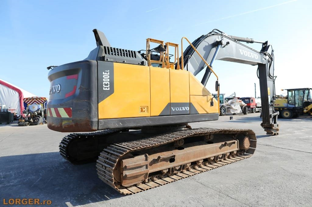 Volvo EC 300 EL - Kāpurķēžu ekskavators: foto 3 Volvo EC 300 EL - Kāpurķēžu ekskavators: foto 3