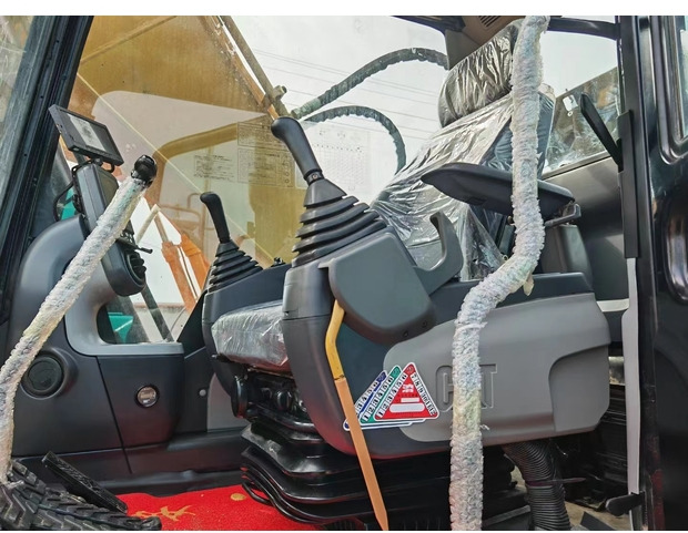Kāpurķēžu ekskavators 2020 Caterpillar 320DL: foto 8