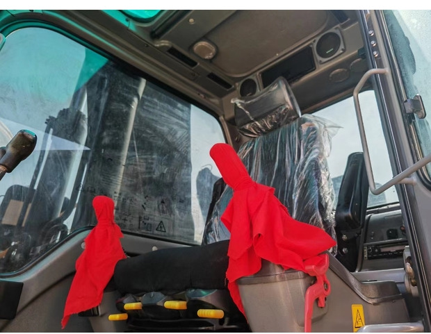 2020 Volvo EC240 - Kāpurķēžu ekskavators: foto 5 2020 Volvo EC240 - Kāpurķēžu ekskavators: foto 5