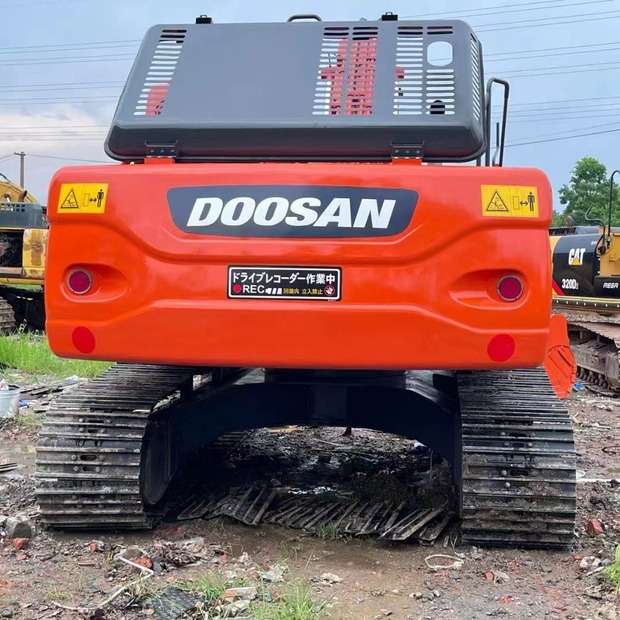 Kāpurķēžu ekskavators 2021 Doosan DX225: foto 8