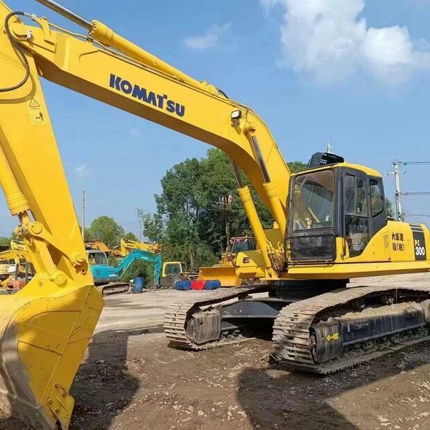 2021 Komatsu PC300-8 - Kāpurķēžu ekskavators: foto 2 2021 Komatsu PC300-8 - Kāpurķēžu ekskavators: foto 2