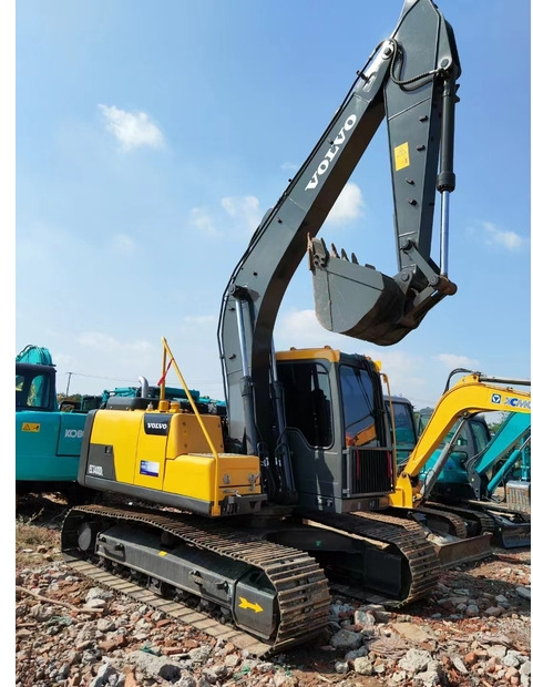 2021 Volvo EC140DL - Kāpurķēžu ekskavators: foto 1 2021 Volvo EC140DL - Kāpurķēžu ekskavators: foto 1