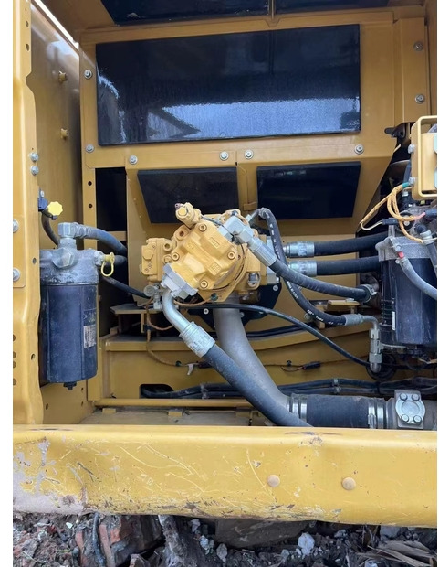 Kāpurķēžu ekskavators 2022 Caterpillar 336: foto 8