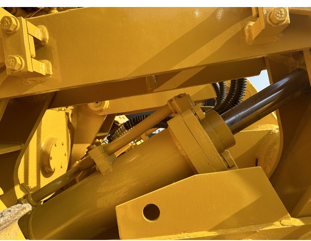 2022 Caterpillar D8R - Buldozers: foto 5 2022 Caterpillar D8R - Buldozers: foto 5