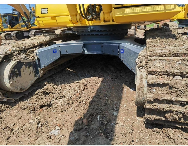 Kāpurķēžu ekskavators komatsu 2023Komatsu PC450-8: foto 6