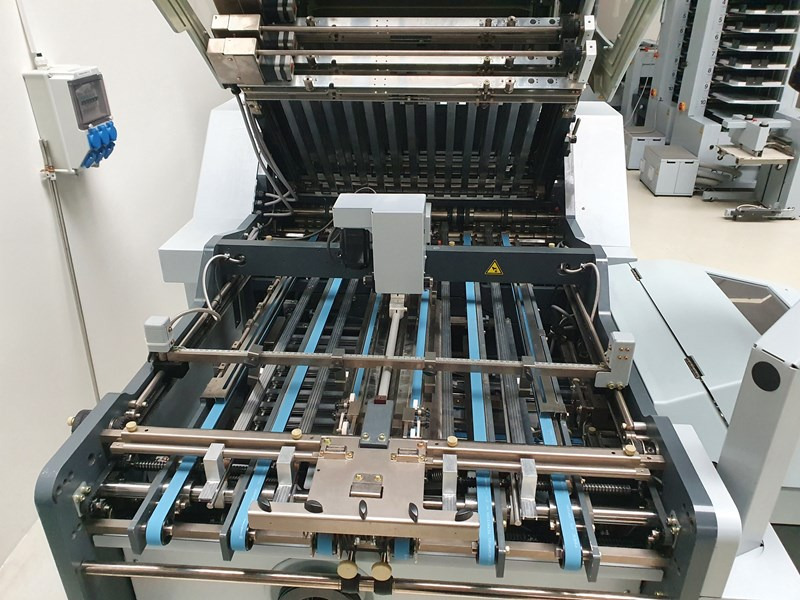 Horizon AFC-746 F | PFU-74 | 29 Mio | 2011 - Locīšanas mašīna: foto 5 Horizon AFC-746 F | PFU-74 | 29 Mio | 2011 - Locīšanas mašīna: foto 5