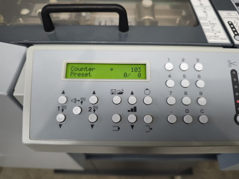 Horizon PF-40 | 2014 - Locīšanas mašīna: foto 3 Horizon PF-40 | 2014 - Locīšanas mašīna: foto 3