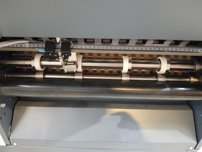 Horizon T-564F | 2016 - Locīšanas mašīna: foto 4 Horizon T-564F | 2016 - Locīšanas mašīna: foto 4