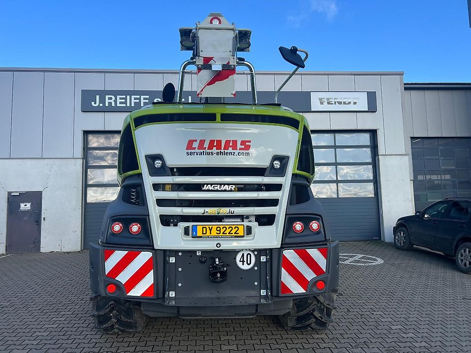 J.Reiff Sarl
Herr Stefan Neukirch - 77 Z.I in den - Lopbarības kombains: foto 3 J.Reiff Sarl
Herr Stefan Neukirch - 77 Z.I in den - Lopbarības kombains: foto 3