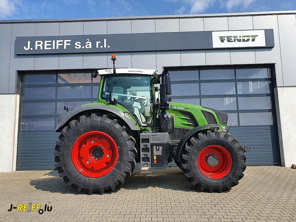 J.Reiff Sarl
Herr Stefan Neukirch - 77 Z.I in den - Traktors: foto 2 J.Reiff Sarl
Herr Stefan Neukirch - 77 Z.I in den - Traktors: foto 2