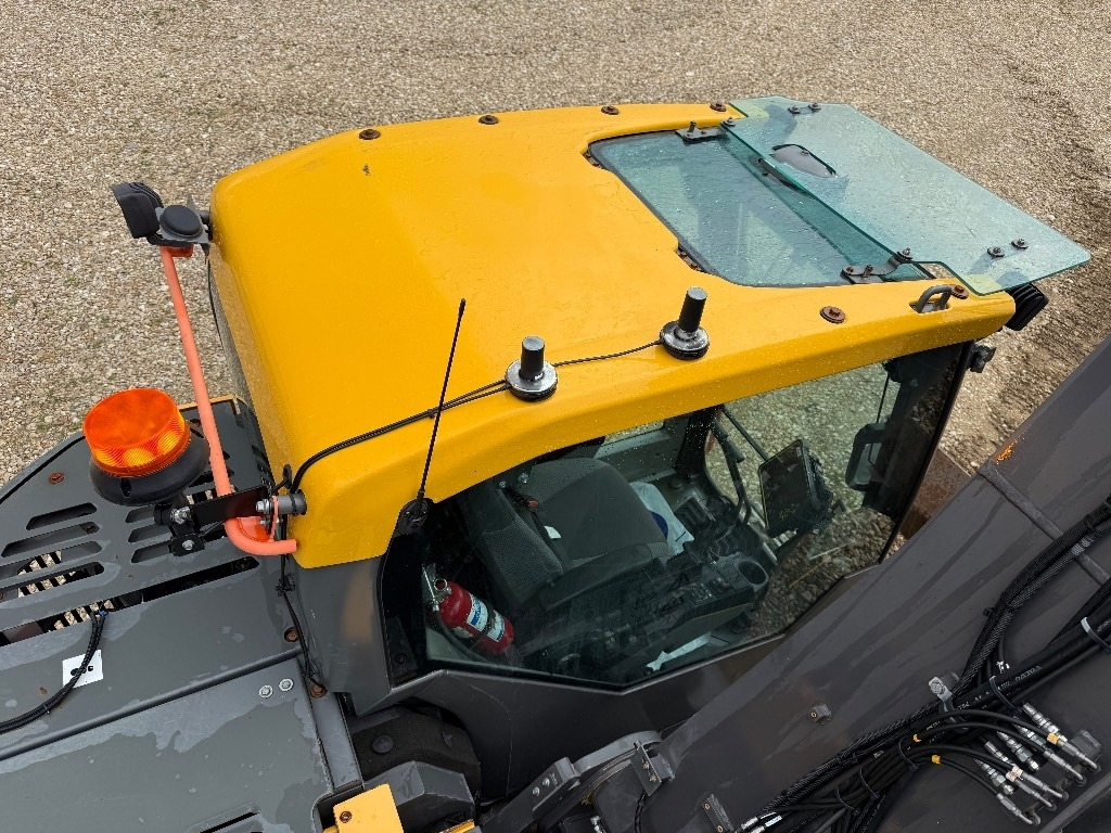 Kāpurķēžu ekskavators Volvo ECR 235 EL: foto 16