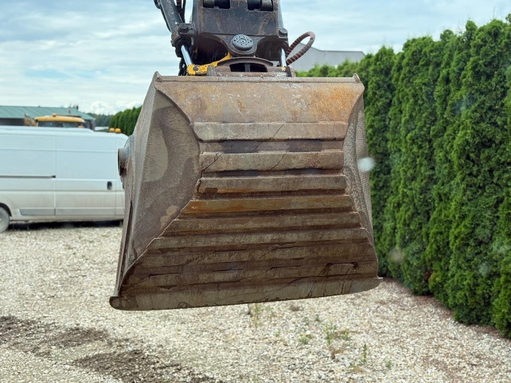 Kāpurķēžu ekskavators Volvo ECR 235 EL: foto 19