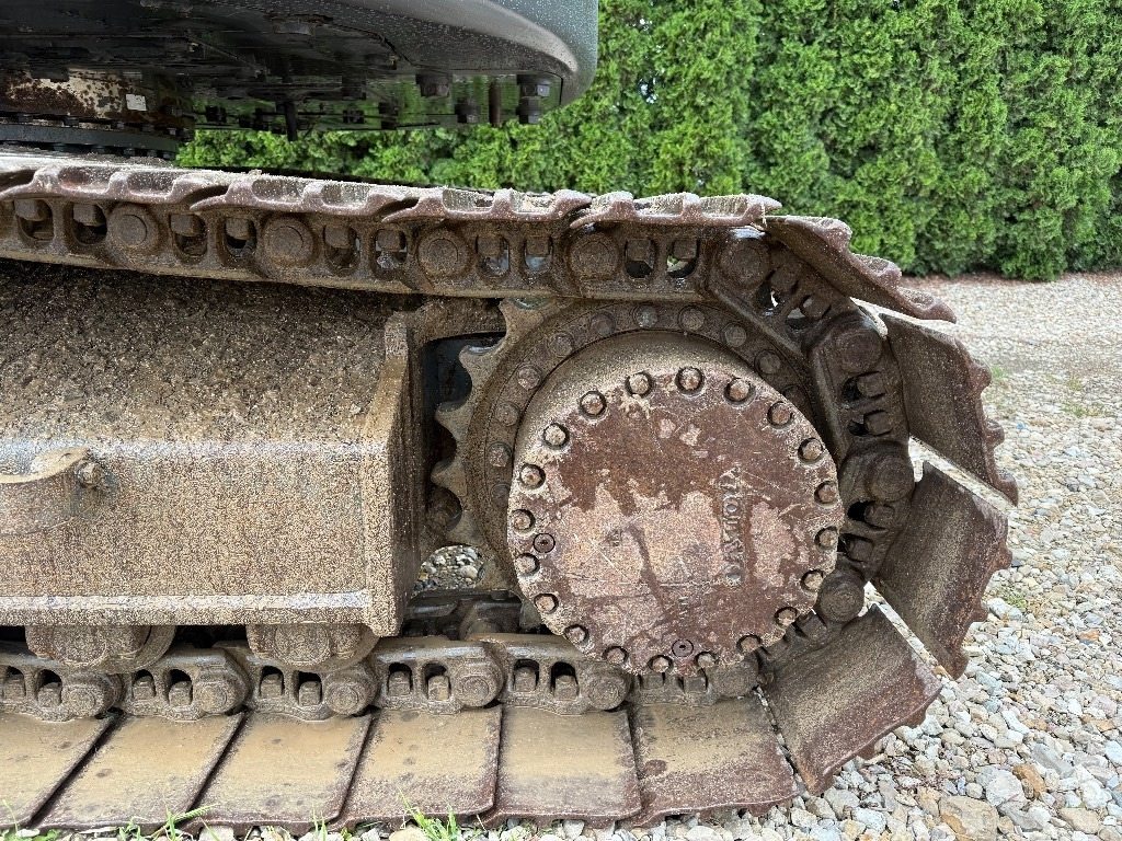 Kāpurķēžu ekskavators Volvo ECR 235 EL: foto 26