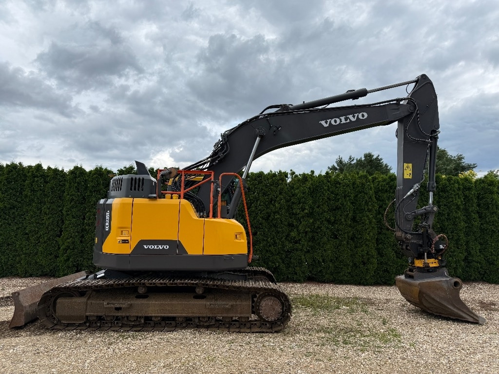 Kāpurķēžu ekskavators Volvo ECR 235 EL: foto 7