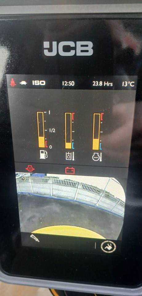 JCB 100C-2 - Kāpurķēžu ekskavators: foto 2 JCB 100C-2 - Kāpurķēžu ekskavators: foto 2