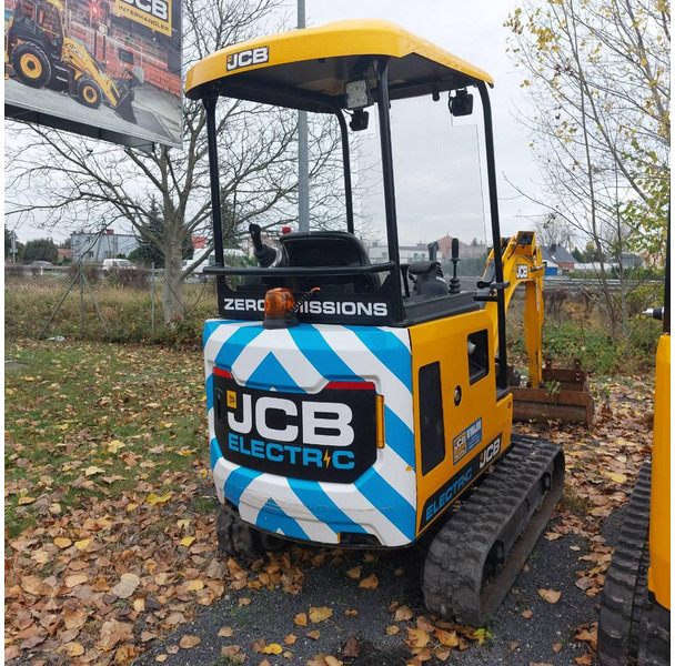 JCB 19 C-IE - Mini-ekskavators: foto 2 JCB 19 C-IE - Mini-ekskavators: foto 2