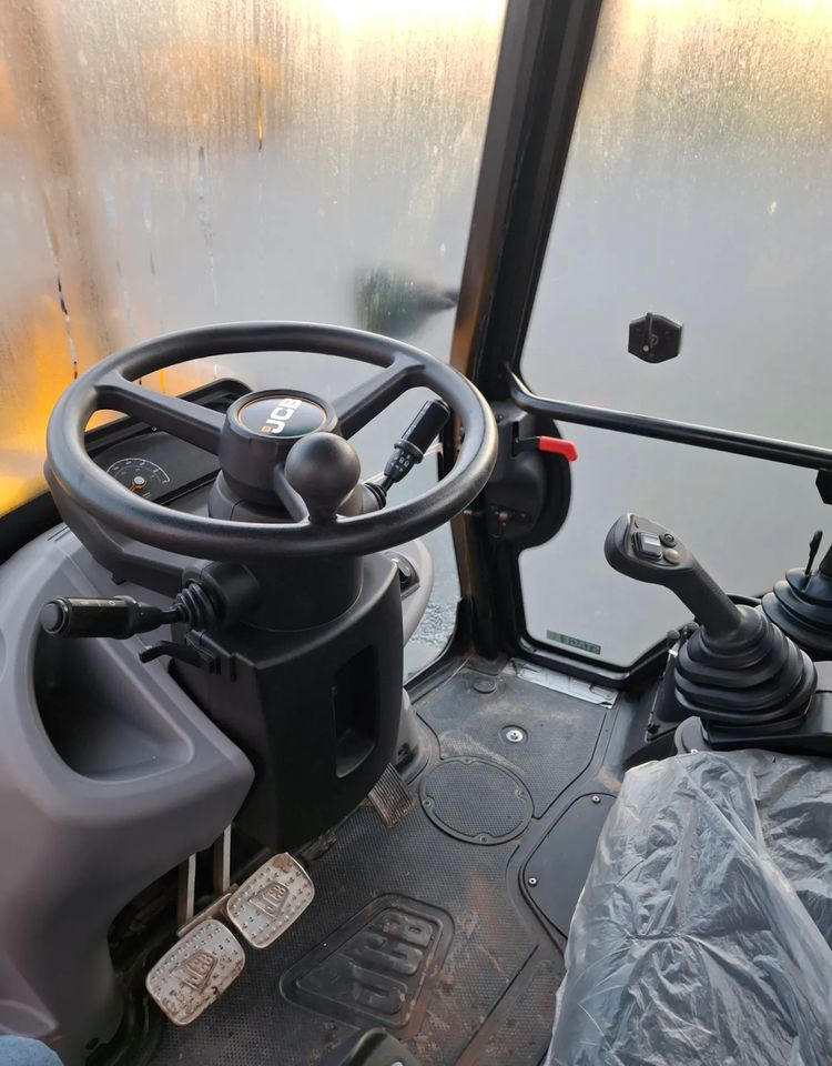 Ekskavators-iekrāvējs JCB 3CX PLUS AEC: foto 7