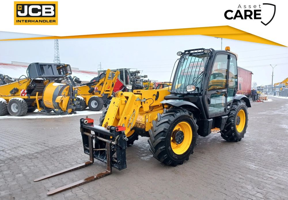 JCB 531-70 - Teleskopiskais iekrāvējs: foto 1 JCB 531-70 - Teleskopiskais iekrāvējs: foto 1