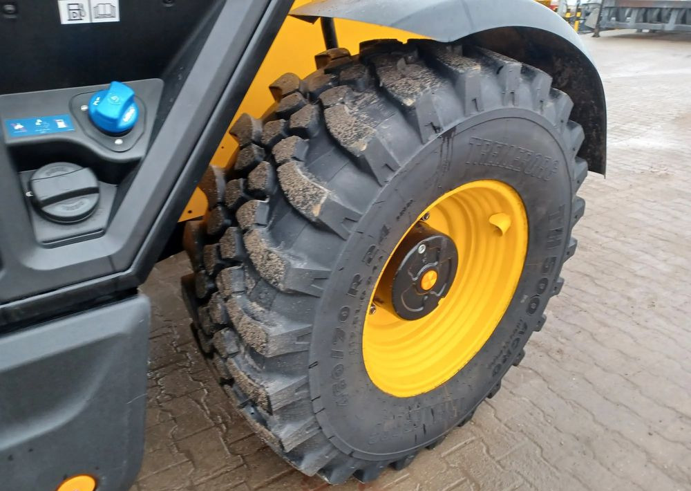 JCB 542-70 Agri - Teleskopiskais iekrāvējs: foto 4 JCB 542-70 Agri - Teleskopiskais iekrāvējs: foto 4
