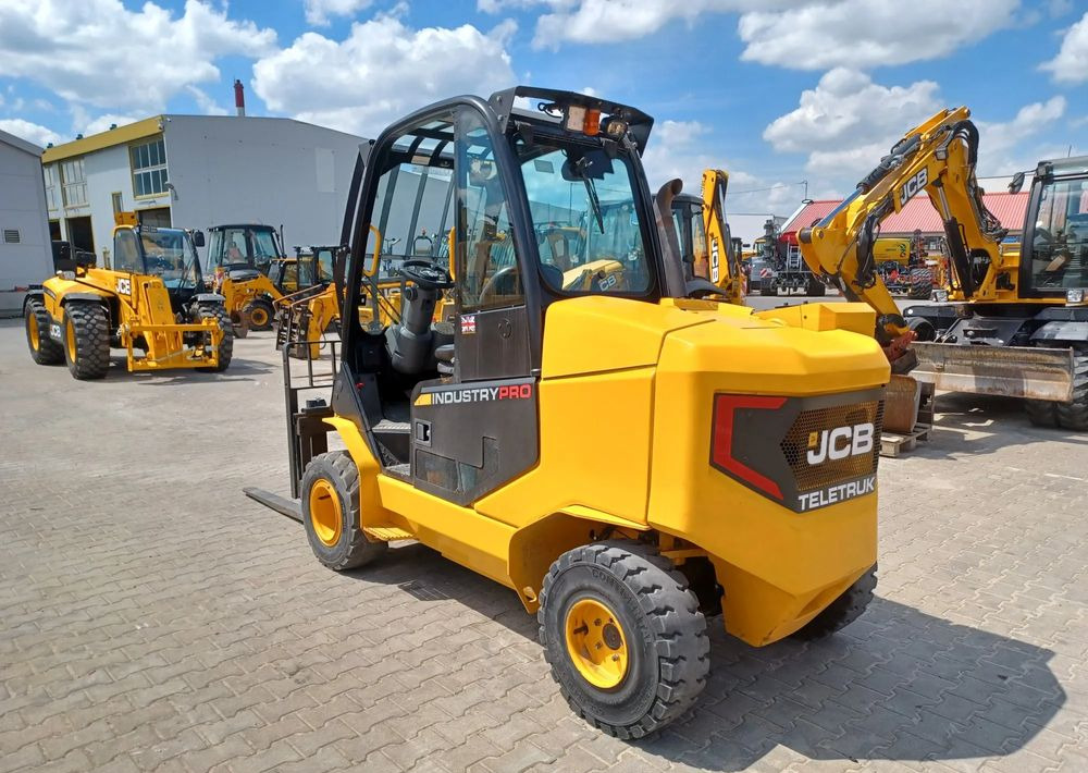 JCB TLT 35-26D - Teleskopiskais iekrāvējs, Autokrāvējs: foto 4 JCB TLT 35-26D - Teleskopiskais iekrāvējs, Autokrāvējs: foto 4