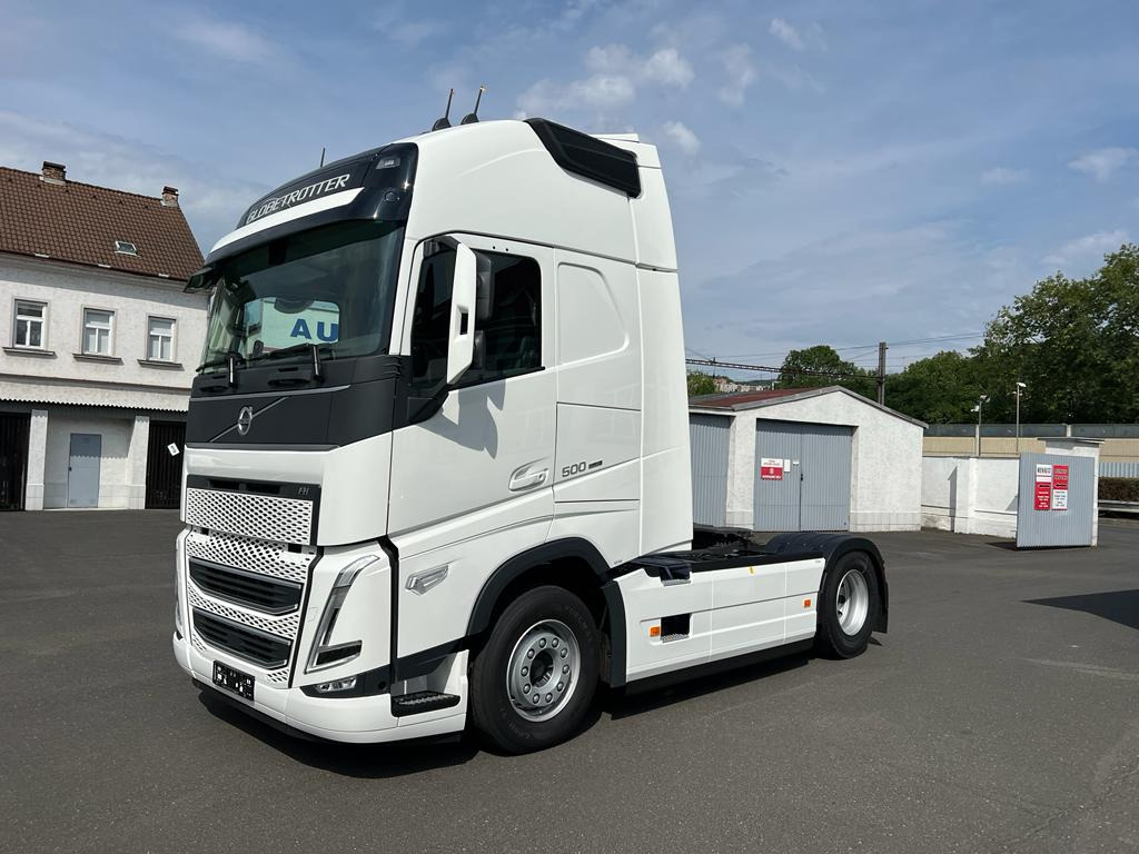 VOLVO FH 500 / Leather/ VEB+/ Air/ 2 tanks/ i-Parkcool/ - Vilcējs: foto 1 VOLVO FH 500 / Leather/ VEB+/ Air/ 2 tanks/ i-Parkcool/ - Vilcējs: foto 1
