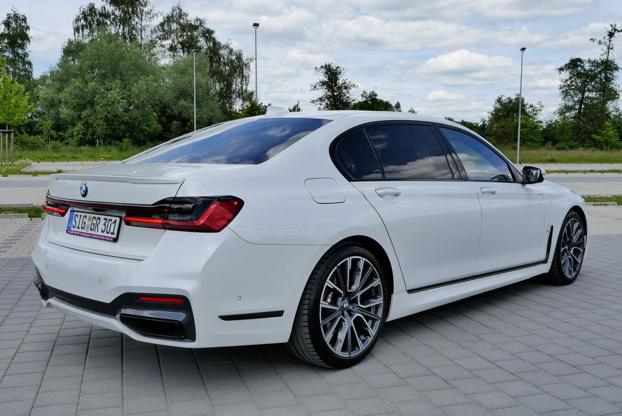 BMW 730Ld XDRIVE /VOLL/REAR ENTERT. /LANGSTRECKE 48V - Sedans: foto 4 BMW 730Ld XDRIVE /VOLL/REAR ENTERT. /LANGSTRECKE 48V - Sedans: foto 4