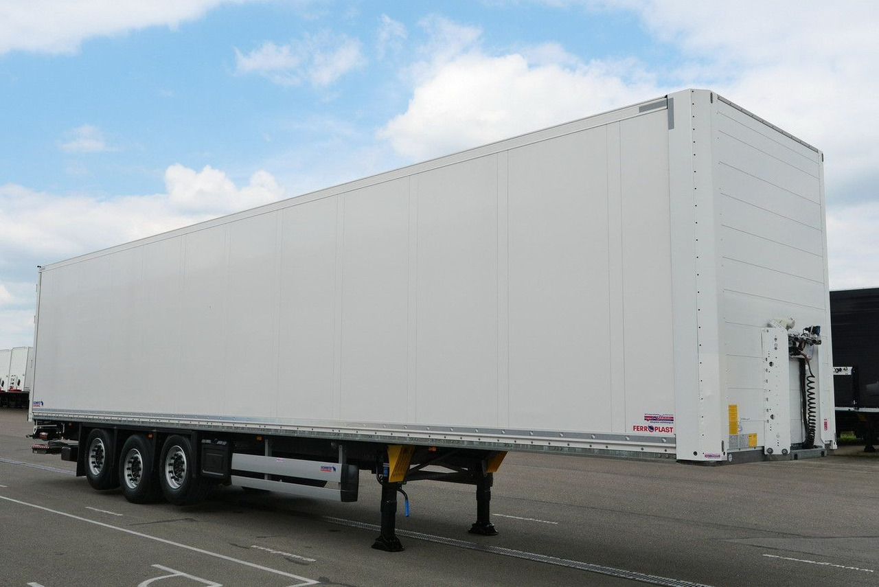 Schmitz Cargobull SKO 24/3 x ZURR/2 x LIFT /LBW 2000 kg / 2,70 - Puspiekabe slēgtā virsbūve: foto 4 Schmitz Cargobull SKO 24/3 x ZURR/2 x LIFT /LBW 2000 kg / 2,70 - Puspiekabe slēgtā virsbūve: foto 4