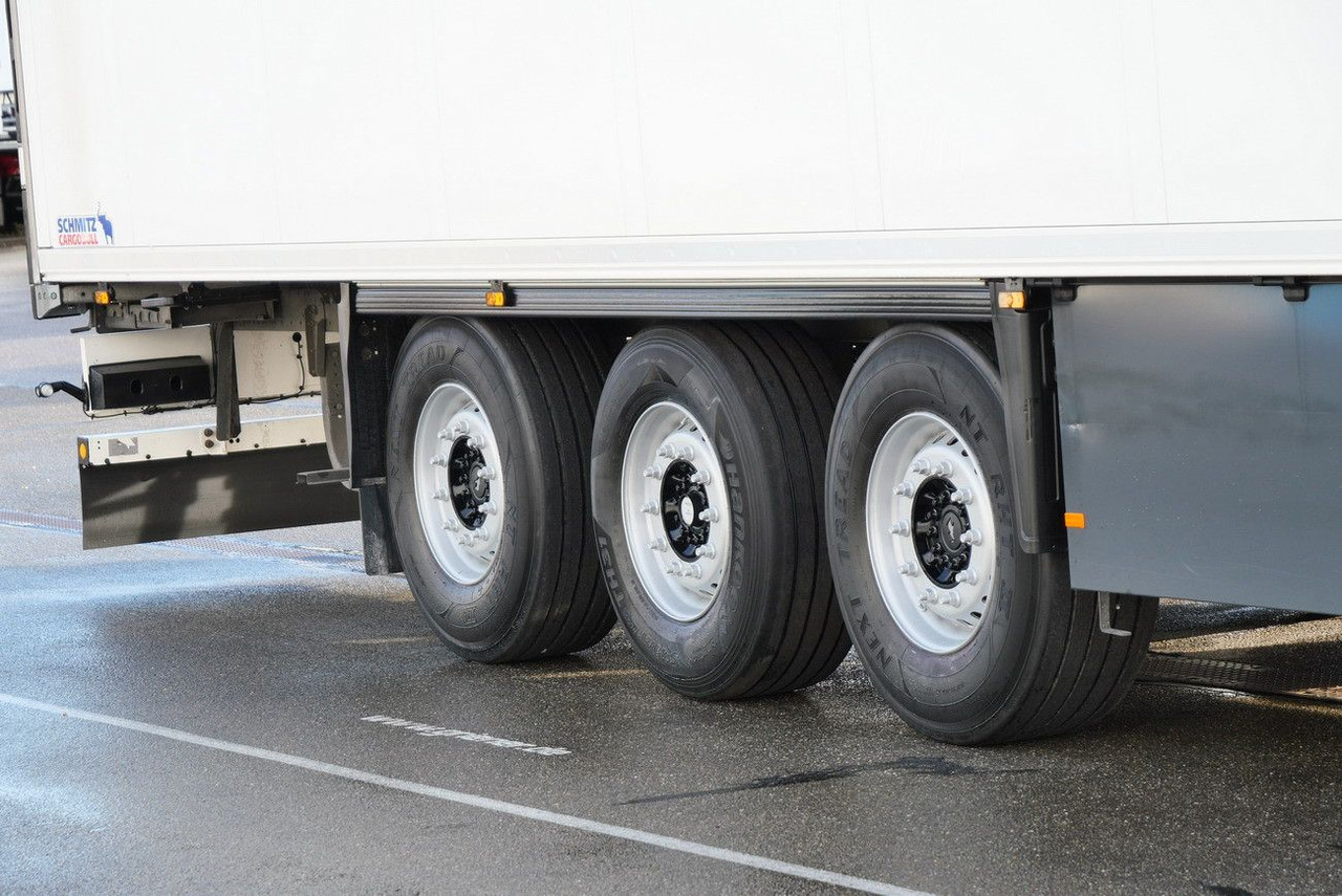 Schmitz Cargobull SKO 24/CARRIER 1550 VECTOR /DOPPELSTOCK /BLUMEN/ - Puspiekabe refrižerators: foto 5 Schmitz Cargobull SKO 24/CARRIER 1550 VECTOR /DOPPELSTOCK /BLUMEN/ - Puspiekabe refrižerators: foto 5