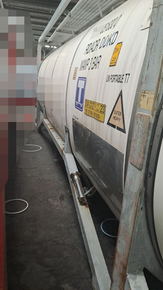 31.000 Liter V4A ADR bis 6/2026 mehrmals vorha - Tank konteiners: foto 2 31.000 Liter V4A ADR bis 6/2026 mehrmals vorha - Tank konteiners: foto 2