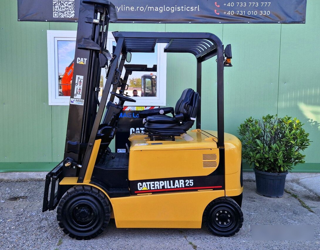 Bīdmasta krautņotājs Caterpillar EP25: foto 7