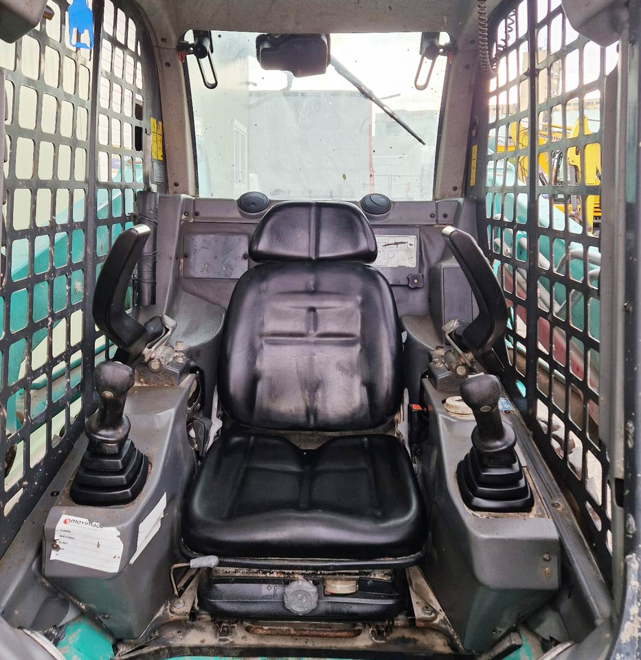 Kompaktiekrāvējs KATO AS34: foto 9