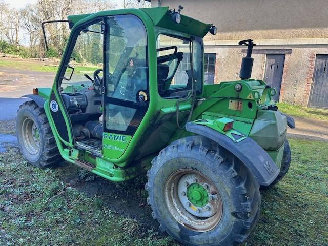 MERLO P32-6 PLUS 4 ROUES MOTRICES - Bīdmasta krautņotājs: foto 2 MERLO P32-6 PLUS 4 ROUES MOTRICES - Bīdmasta krautņotājs: foto 2