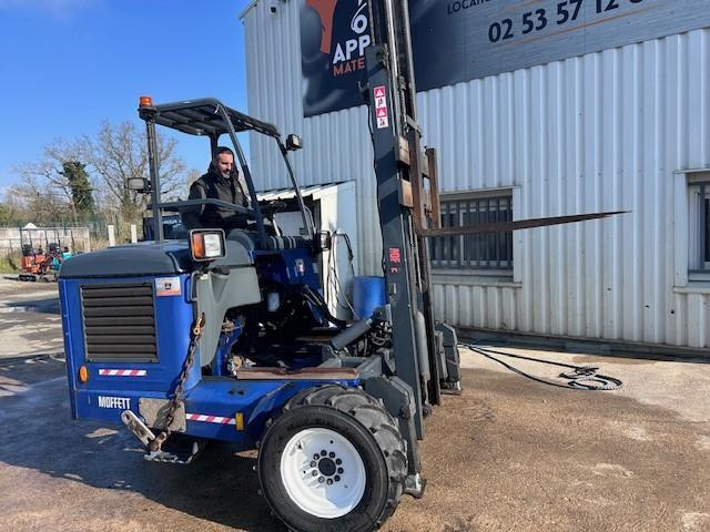Mobilais autoiekrāvējs MOFFET M8-25.4  3X3X3 M8-25.4 MULTIDIRECTIONNEL: foto 6