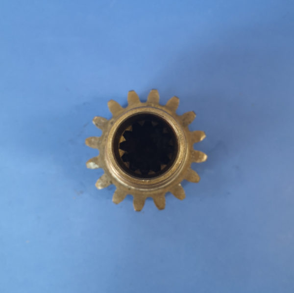 010060A Wałek silnika obrotu Sunward SWE 17, SWE 15 - Pagrieziena reduktors - Celtniecības tehnika: foto 3 010060A Wałek silnika obrotu Sunward SWE 17, SWE 15 - Pagrieziena reduktors - Celtniecības tehnika: foto 3