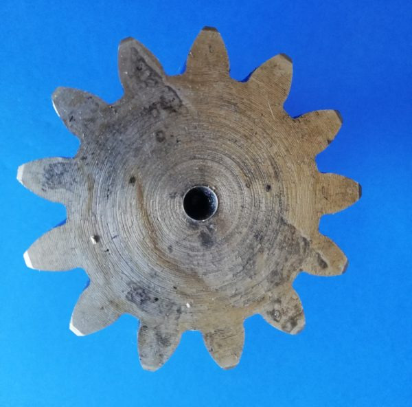 010150A Bobcat 425 Schwenkmotorwelle - Pagrieziena reduktors - Celtniecības tehnika: foto 4 010150A Bobcat 425 Schwenkmotorwelle - Pagrieziena reduktors - Celtniecības tehnika: foto 4