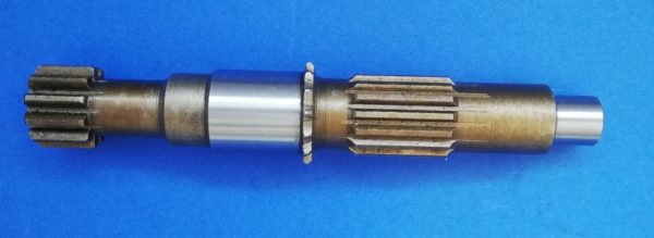 020390A Wałek silnika jazdy Takeuchi TB016, Kubota KX41-3V - Hidrauliskais motors - Celtniecības tehnika: foto 3 020390A Wałek silnika jazdy Takeuchi TB016, Kubota KX41-3V - Hidrauliskais motors - Celtniecības tehnika: foto 3