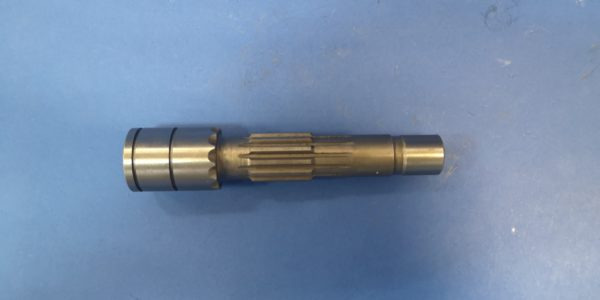 040010A / 6653052 Wałek silnika jazdy do Bobcat 325 - Hidrauliskais motors - Celtniecības tehnika: foto 2 040010A / 6653052 Wałek silnika jazdy do Bobcat 325 - Hidrauliskais motors - Celtniecības tehnika: foto 2