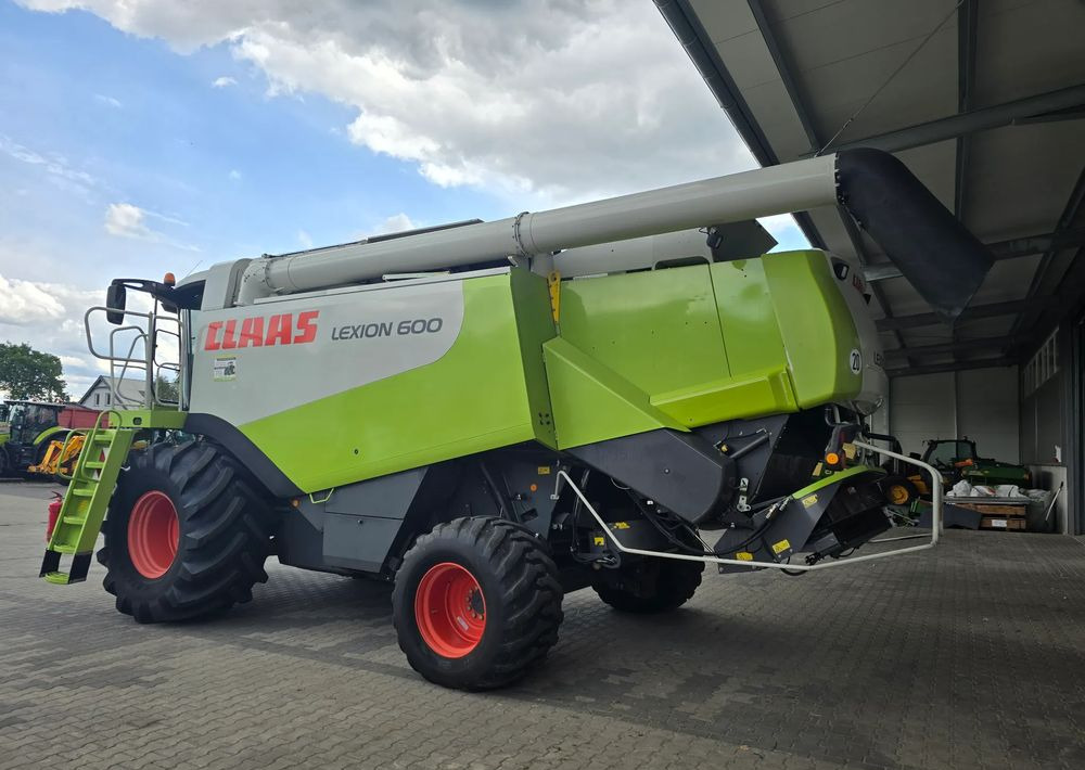 Labības kombains Claas Lexion 600: foto 6
