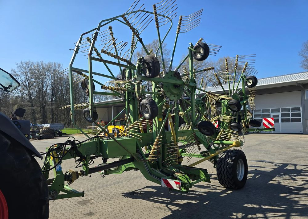 Krone Swadro 1400 - Vālotājs/ Ārdītājs: foto 1 Krone Swadro 1400 - Vālotājs/ Ārdītājs: foto 1
